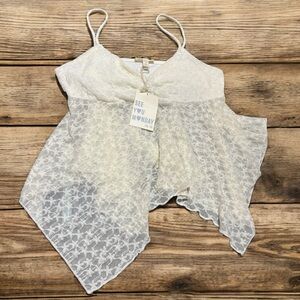 See You Monday Ivory Lace Handkerchief Hem Cami nwt sz XL